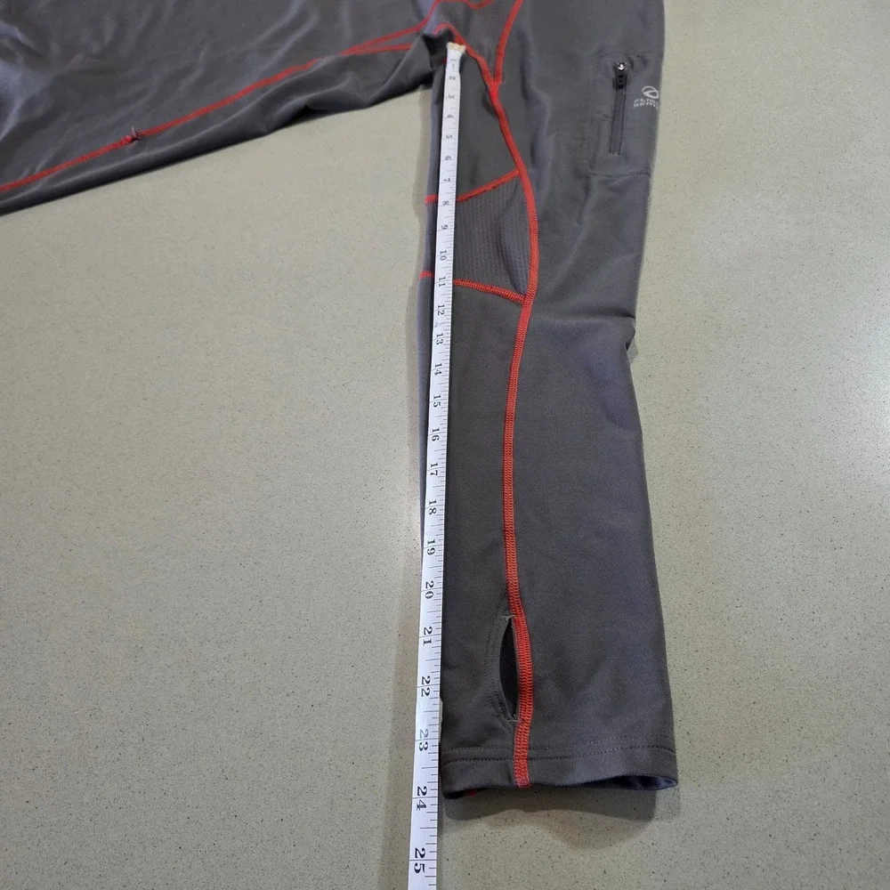 The North Face Flight VaporWick 1/4 Zip Pullover Gray Red Large Small Hole